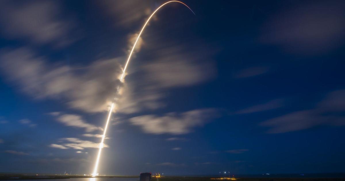 SpaceX launches all-civilian crew on Inspiration4 mission